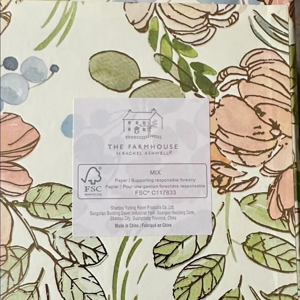 THE FARMHOUSE One Pastel Floral Gold Tone Top Ivory Bow Square Nesting Gift Box